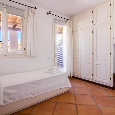 Guesthost - Square W Parking Apartment Porto Cervo