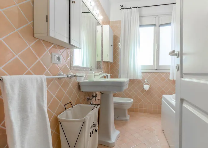 Guesthost - Square W Parking Apartment Porto Cervo