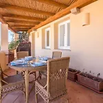 Guesthost - Square W Parking * Porto Cervo