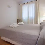 Guesthost - Square W Parking * Porto Cervo