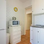 Apartamento Guesthost - Square W Parking