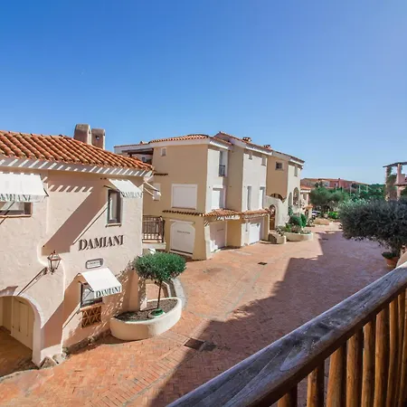 Guesthost - Square W Parking Porto Cervo