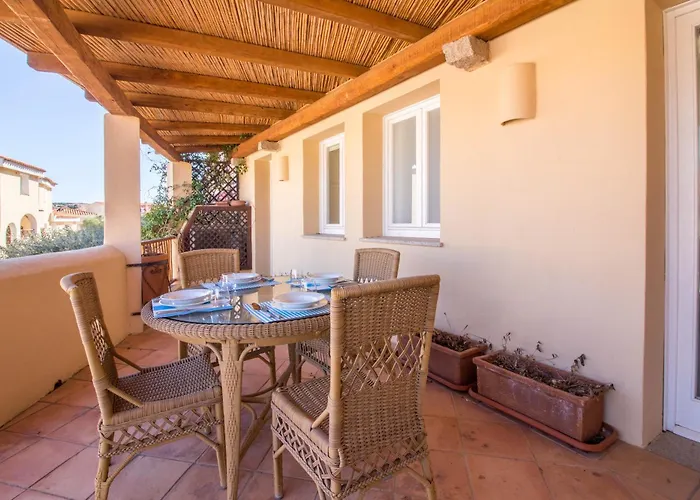 Guesthost - Square W Parking * Porto Cervo
