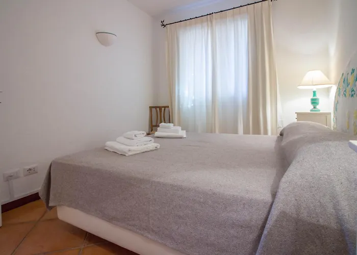 Guesthost - Square W Parking * Porto Cervo